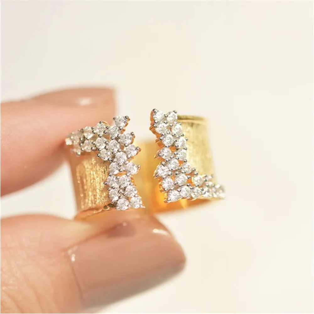 New Gorgeous 18k Yellow Gold Over Silver CZ Split Wide Band Ring